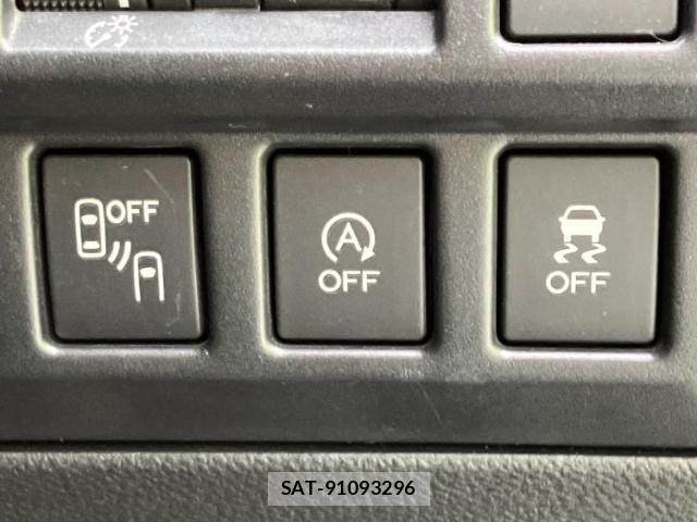 Subaru XV 2017-05 8330481-14