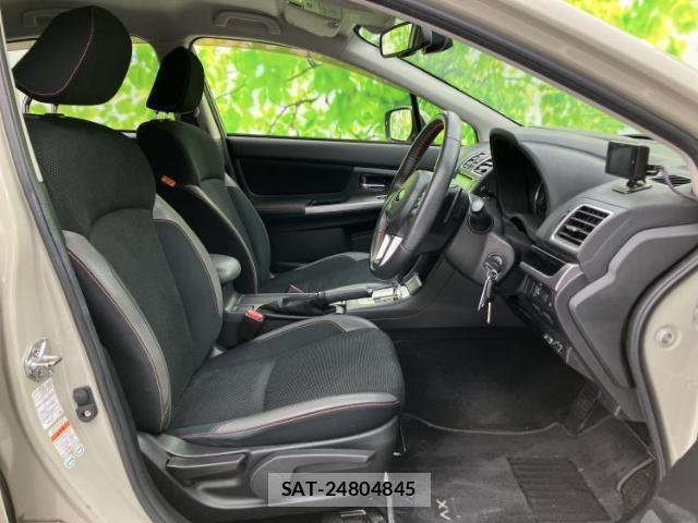 Subaru XV 2015-12 8330505-3
