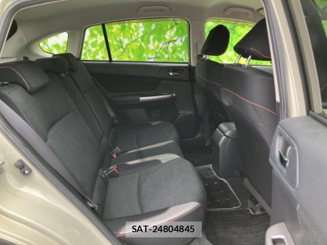 Subaru XV 2015-12 8330505-4