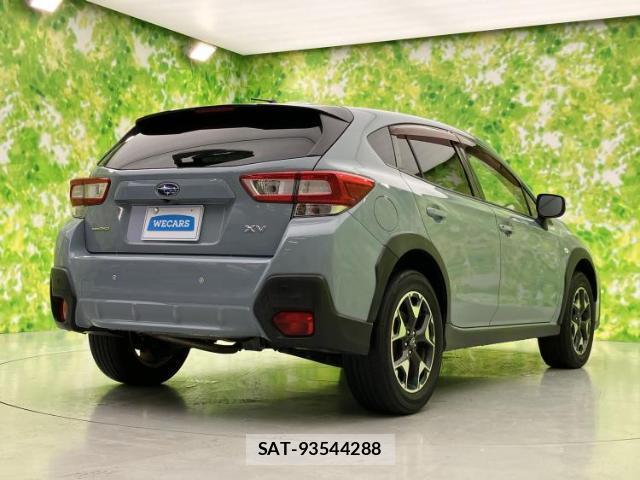 Subaru XV 2017-09 8330589-2