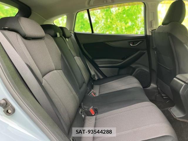 Subaru XV 2017-09 8330589-4