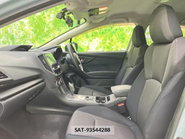 Subaru XV 2017-09 8330589-5
