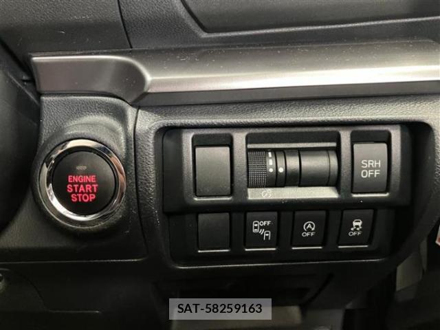 Subaru XV 2018-04 8330644-13