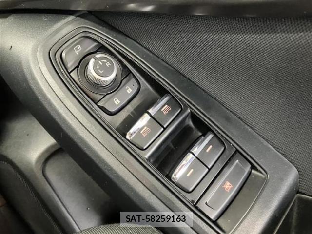 Subaru XV 2018-04 8330644-15