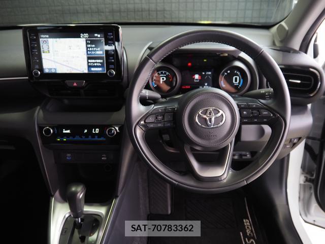 Toyota YARIS CROSS 2024-01 8328071-12