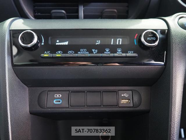 Toyota YARIS CROSS 2024-01 8328071-16