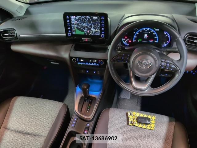 Toyota YARIS CROSS 2020-11 8328629-2