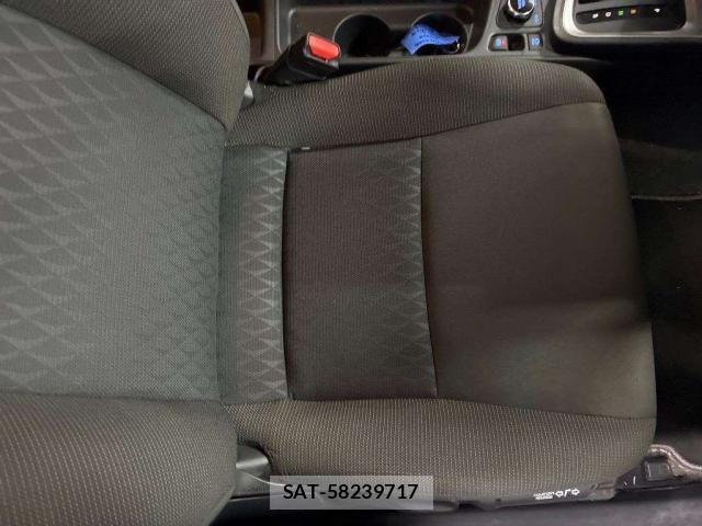 Toyota YARIS CROSS 2023-12 8328819-6