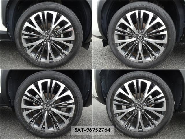 Toyota YARIS CROSS 2021-07 8328955-10