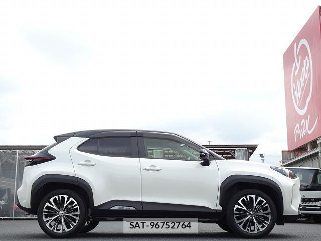 Toyota YARIS CROSS 2021-07 8328955-4
