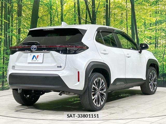 Toyota YARIS CROSS 2022-11 8329031-16