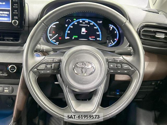 Toyota YARIS CROSS 2021-11 8329044-10