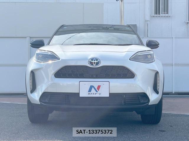 Toyota YARIS CROSS 2023-03 8329600-13