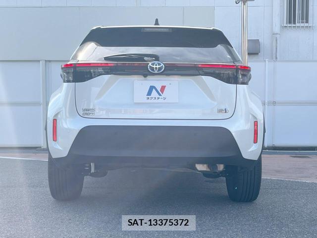 Toyota YARIS CROSS 2023-03 8329600-14