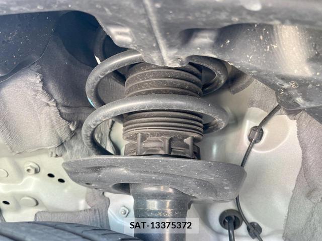 Toyota YARIS CROSS 2023-03 8329600-19