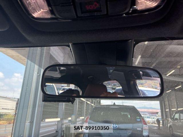 Toyota YARIS CROSS 2023-09 8330048-4