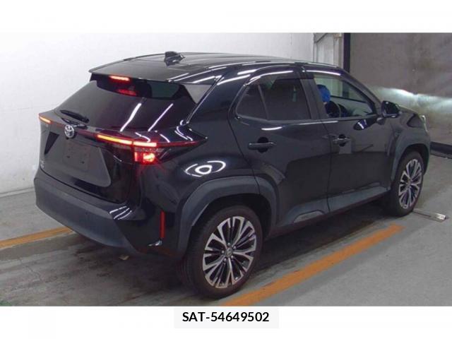 Toyota YARIS CROSS 2021-08 8330115-1