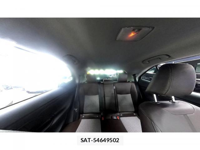 Toyota YARIS CROSS 2021-08 8330115-5