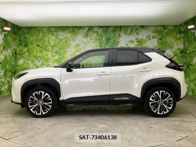 Toyota YARIS CROSS 2022-08 8330506-1