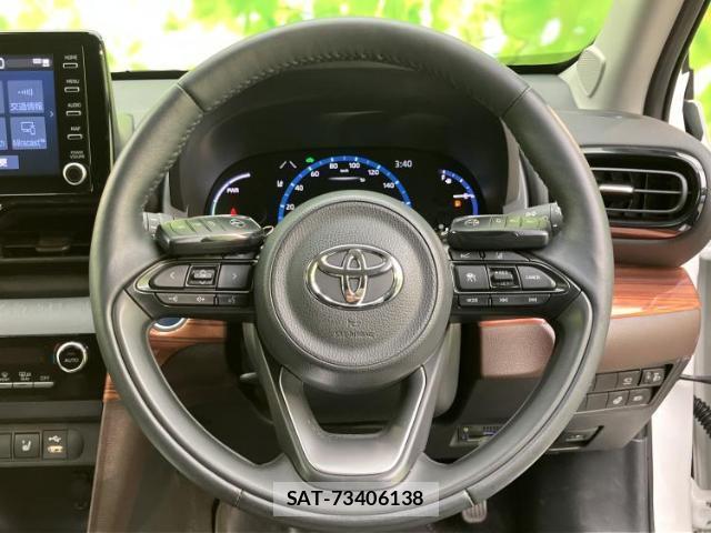 Toyota YARIS CROSS 2022-08 8330506-13