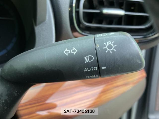 Toyota YARIS CROSS 2022-08 8330506-14