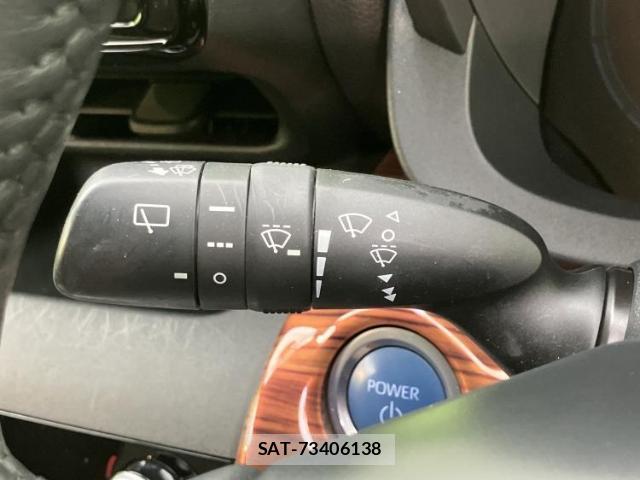 Toyota YARIS CROSS 2022-08 8330506-15