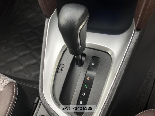 Toyota YARIS CROSS 2022-08 8330506-16