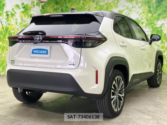 Toyota YARIS CROSS 2022-08 8330506-2