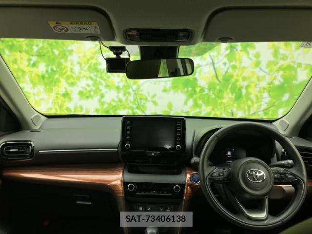 Toyota YARIS CROSS 2022-08 8330506-7