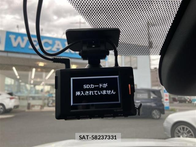 Toyota YARIS CROSS 2024-03 8330528-12