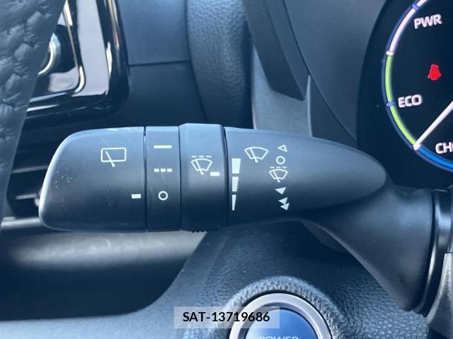 Toyota YARIS CROSS 2023-09 8330585-14