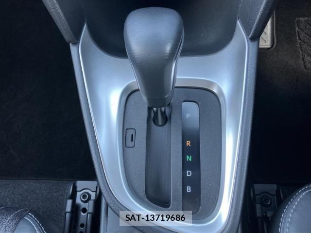 Toyota YARIS CROSS 2023-09 8330585-15