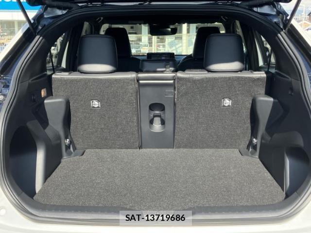 Toyota YARIS CROSS 2023-09 8330585-7