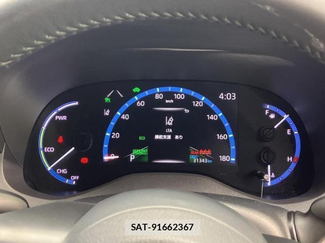 Toyota YARIS CROSS 2021-12 8330646-12