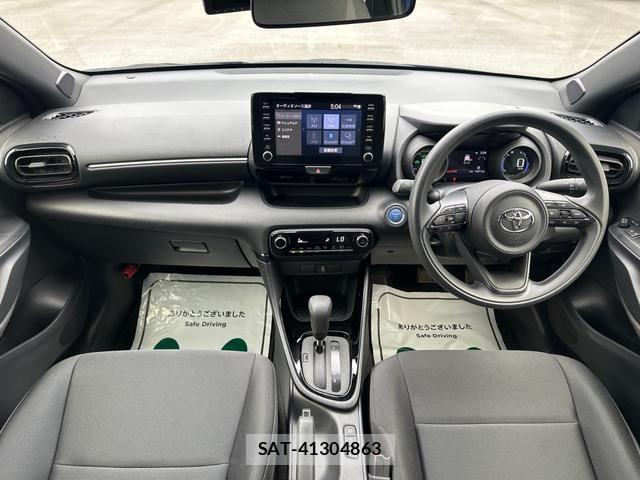 Toyota YARIS 2020-06 8328145-1