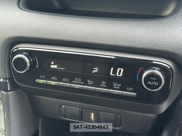 Toyota YARIS 2020-06 8328145-6