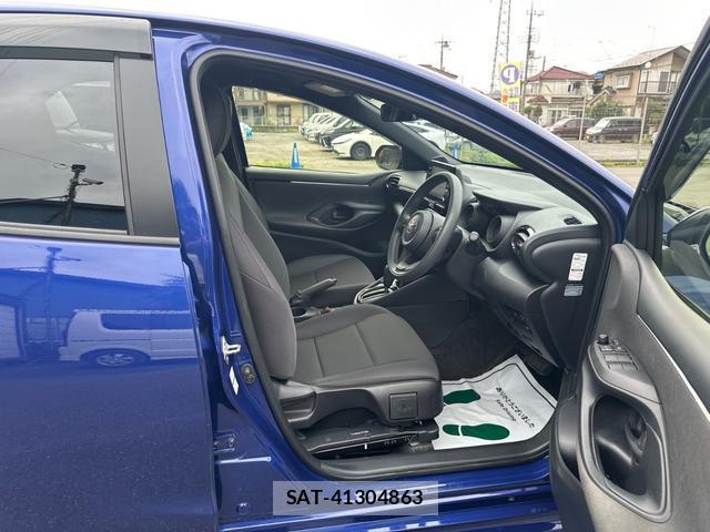 Toyota YARIS 2020-06 8328145-8