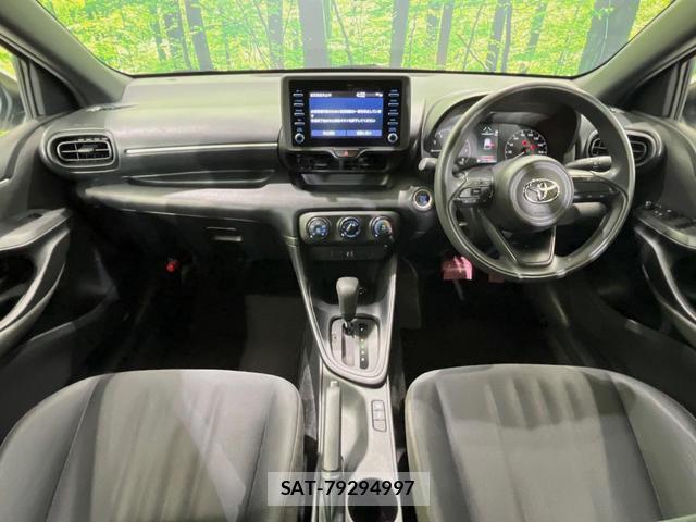 Toyota YARIS 2021-07 8328537-1