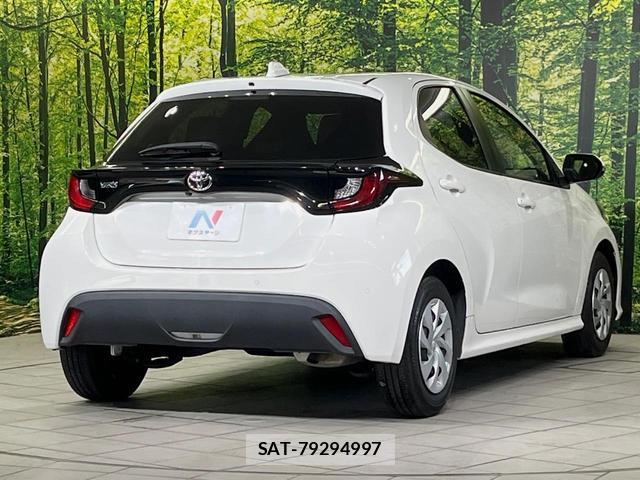 Toyota YARIS 2021-07 8328537-16