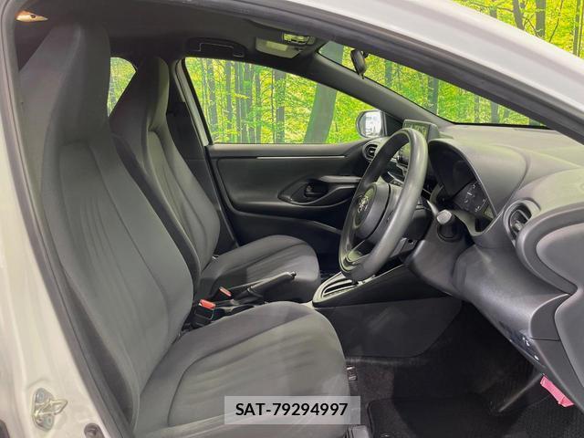Toyota YARIS 2021-07 8328537-7