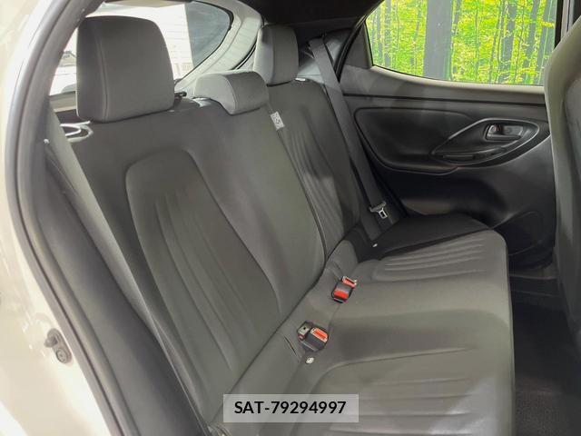 Toyota YARIS 2021-07 8328537-8