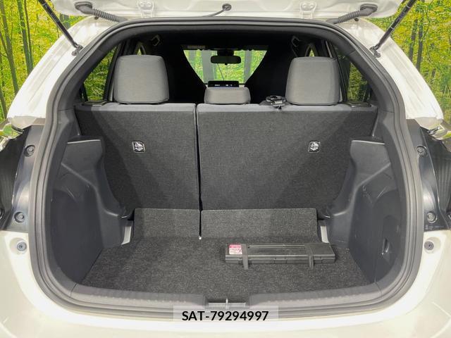 Toyota YARIS 2021-07 8328537-9