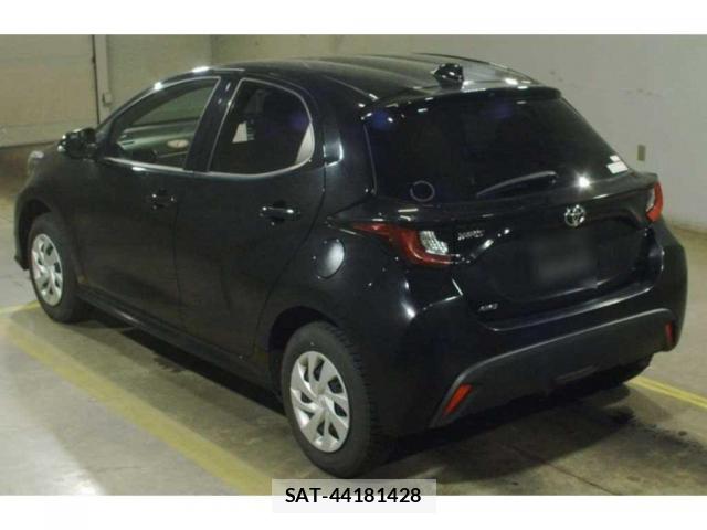 Toyota YARIS 2022-06 8328635-4