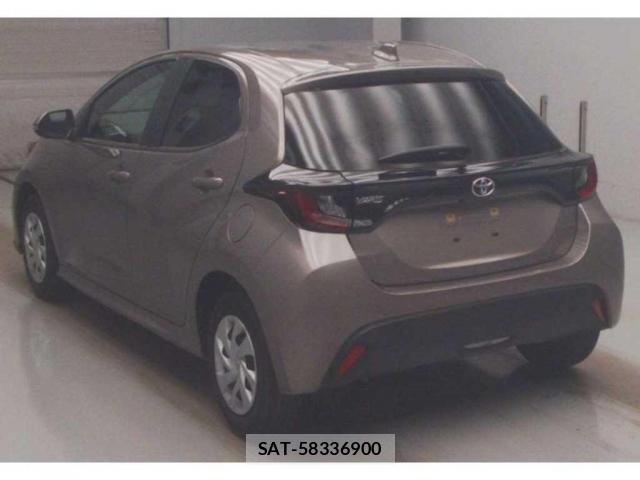 Toyota YARIS 2023-05 8328636-4