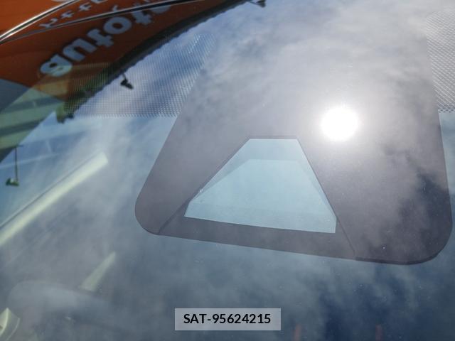 Toyota YARIS 2020-11 8329122-3