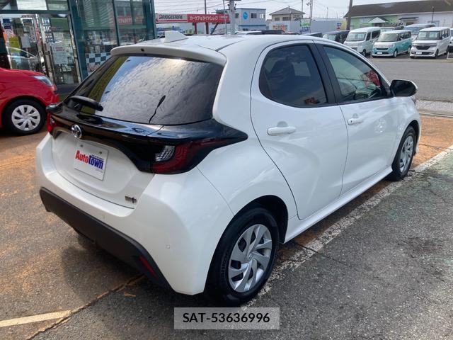 Toyota YARIS 2022-08 8329416-1