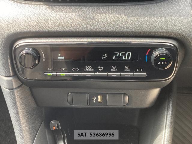 Toyota YARIS 2022-08 8329416-11