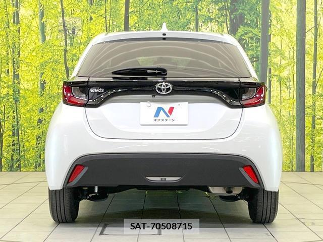 Toyota YARIS 2022-09 8329464-3