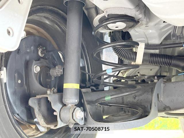 Toyota YARIS 2022-09 8329464-6