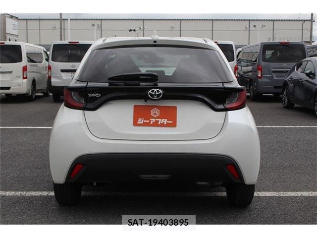 Toyota YARIS 2021-05 8329748-14
